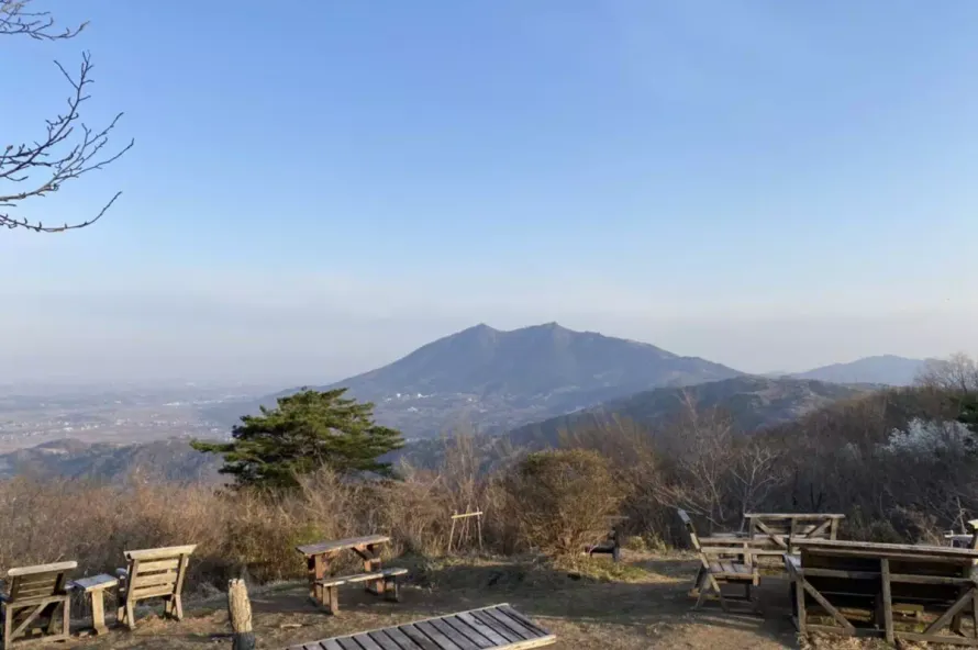 宝篋山 パノラマ絶景が魅力!初心者におすすめ登山コース・難易度・周辺スポット