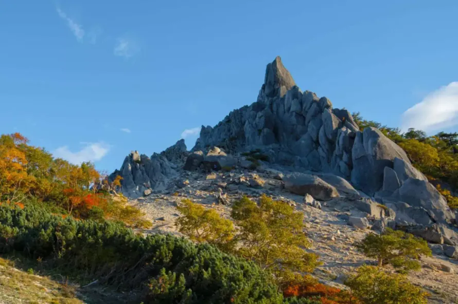 中央・南アルプスのおすすめ紅葉登山8選！紅葉時期と登山コース徹底解説