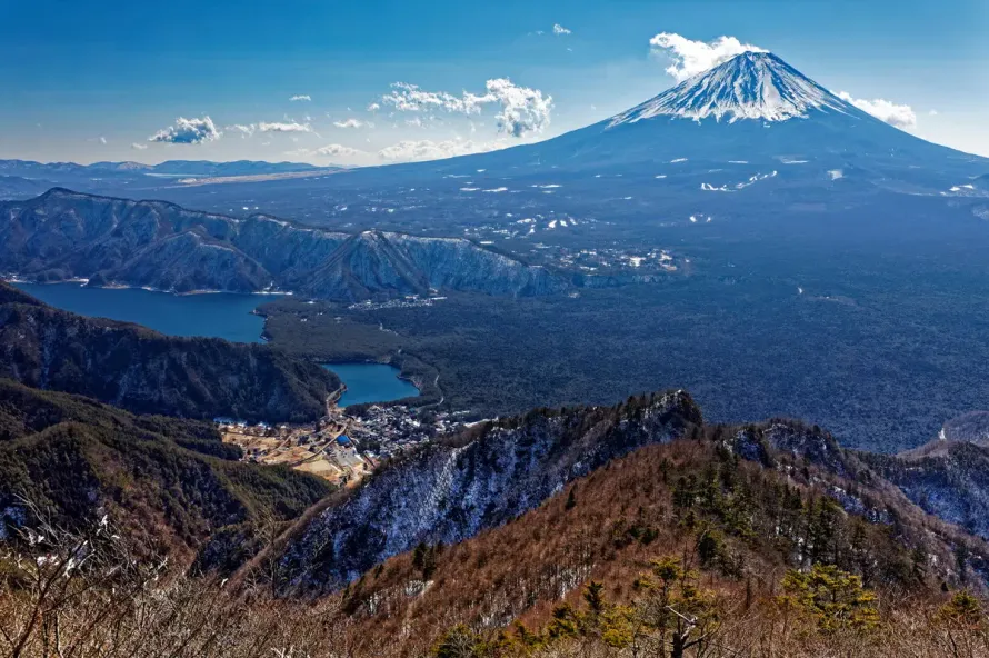 【富士山眺望が素晴らしい】鬼ヶ岳と王岳を結ぶ日帰り登山