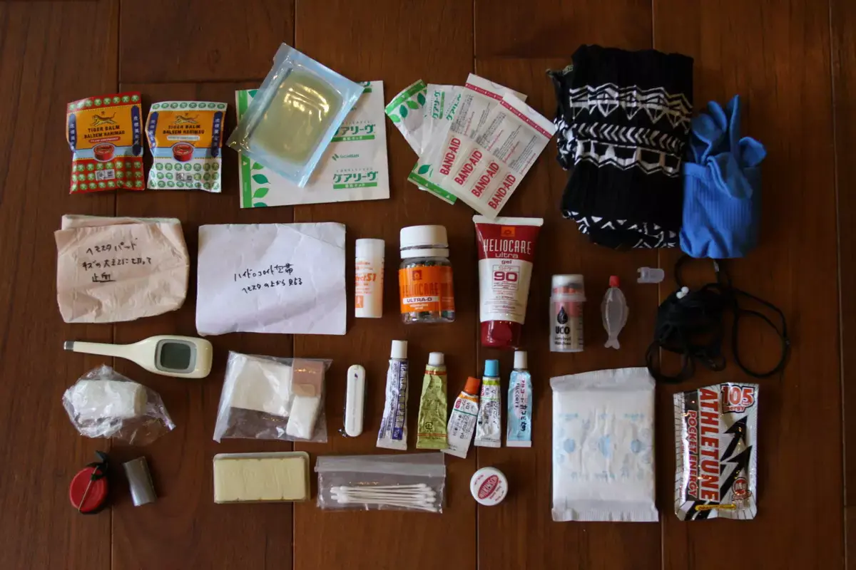 【保存版】登山に持ち歩くファーストエイドキット