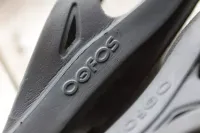 OOFOS リカバリーサンダルで身体全身を回復