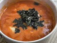 【簡単レシピ】コンビニ食材だけで作る『サバ缶のトマトソース入りリゾット』