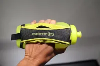 amphipod ハンドボトル　トレラン時の水分補給に