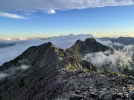 涸沢岳