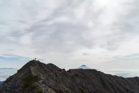 西農鳥岳
