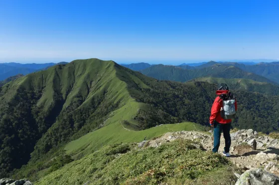 【2025年】容量40～44Lの登山用ザック36モデル徹底比較！－軽量順で選ぶ“縦走＆テント泊快適モデル”ー