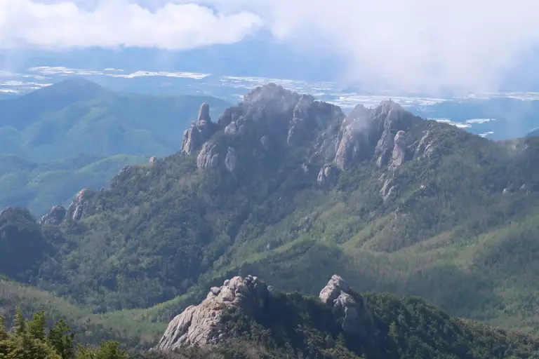 【日帰り登山】瑞牆山登山−初心者から楽しめる難易度別ルート紹介