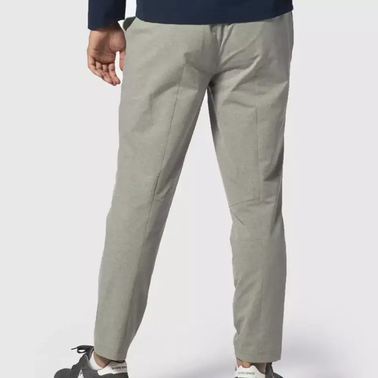 ルコックスポルティフ「Air Stylish Pants」シルエット