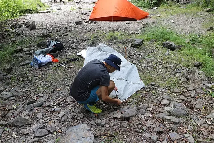 長衛小屋のテント場