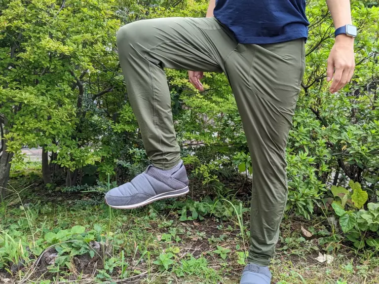 【レビュー】冬のトレイルランニングにおすすめのパンツ−パタゴニア『トレイル・ペーサー・ジョガーズ』｜パンツ・ショーツ｜登山ウェア｜山のモノ｜登山・トレラン・山スキーマガジン「山旅旅」