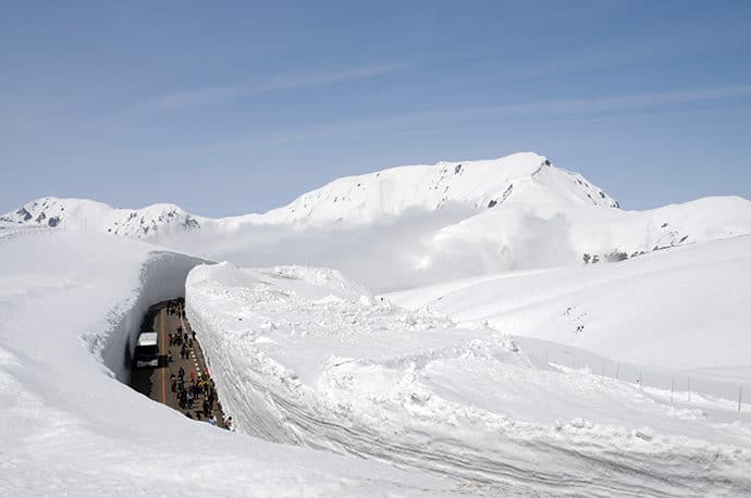 立山黒部アルペンルート『雪の大谷ウォーク』