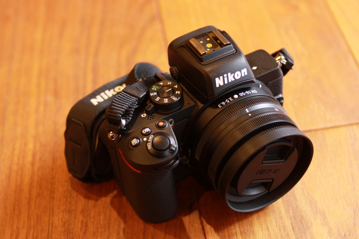 Nikon Z 50　登山　コンパクト　軽量