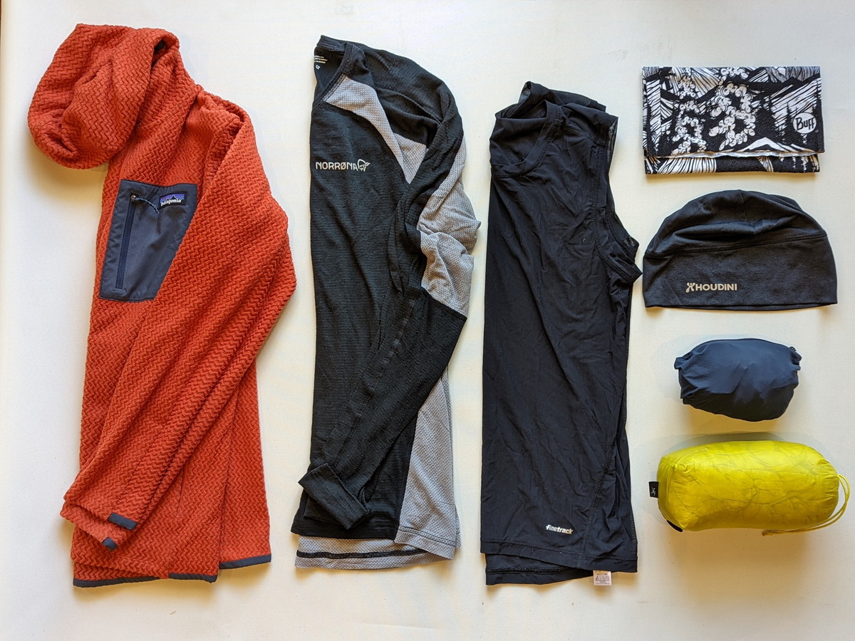 9月の秋山登山の服装−汗をかかずに保温力も重視する季節