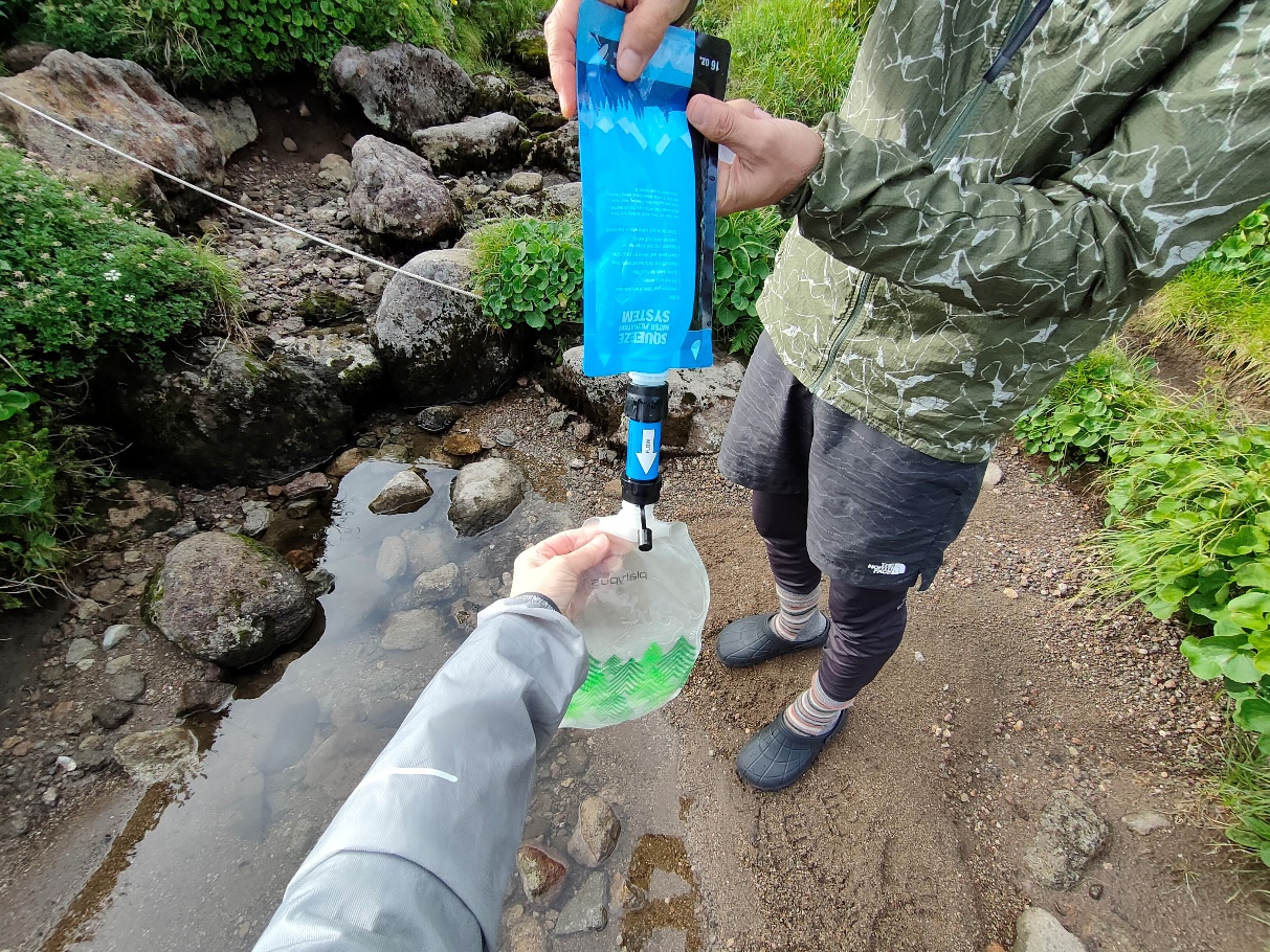 レビュー】浄水器『ソーヤーミニ』の使い方-北海道の登山で使用